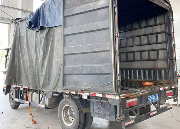 浙江寧波專(zhuān)車(chē)發(fā)貨物化全程水處理器2套，定壓補(bǔ)水機(jī)組1套